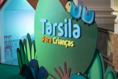 Tarsila-para-Criancas_Creditos_Claudio-Verissimo_Poliedro-Criativo-82