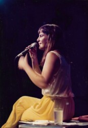 Leila Pinheiro - Show no SESC Pompeia, anos 90 Leila Pinheiro - Show no SESC Pompeia, anos 90