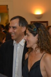 Reunião na Embaixada de Milão, em 2015 - Arnaldo Antunes e Márcia Xavier - Créd Jr. Casseb Reunião na Embaixada de Milão, em 2015 - Arnaldo Antunes e Márcia Xavier - Créd Jr. Casseb